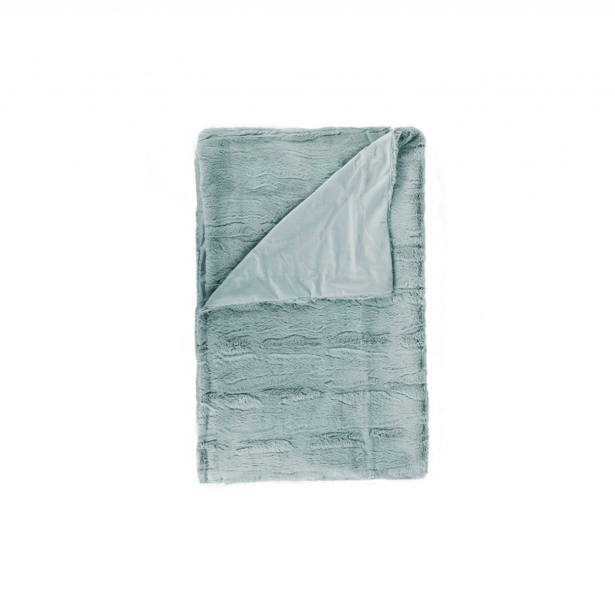 50" x 70" x 2" Seagrass, Faux Fur - Throw