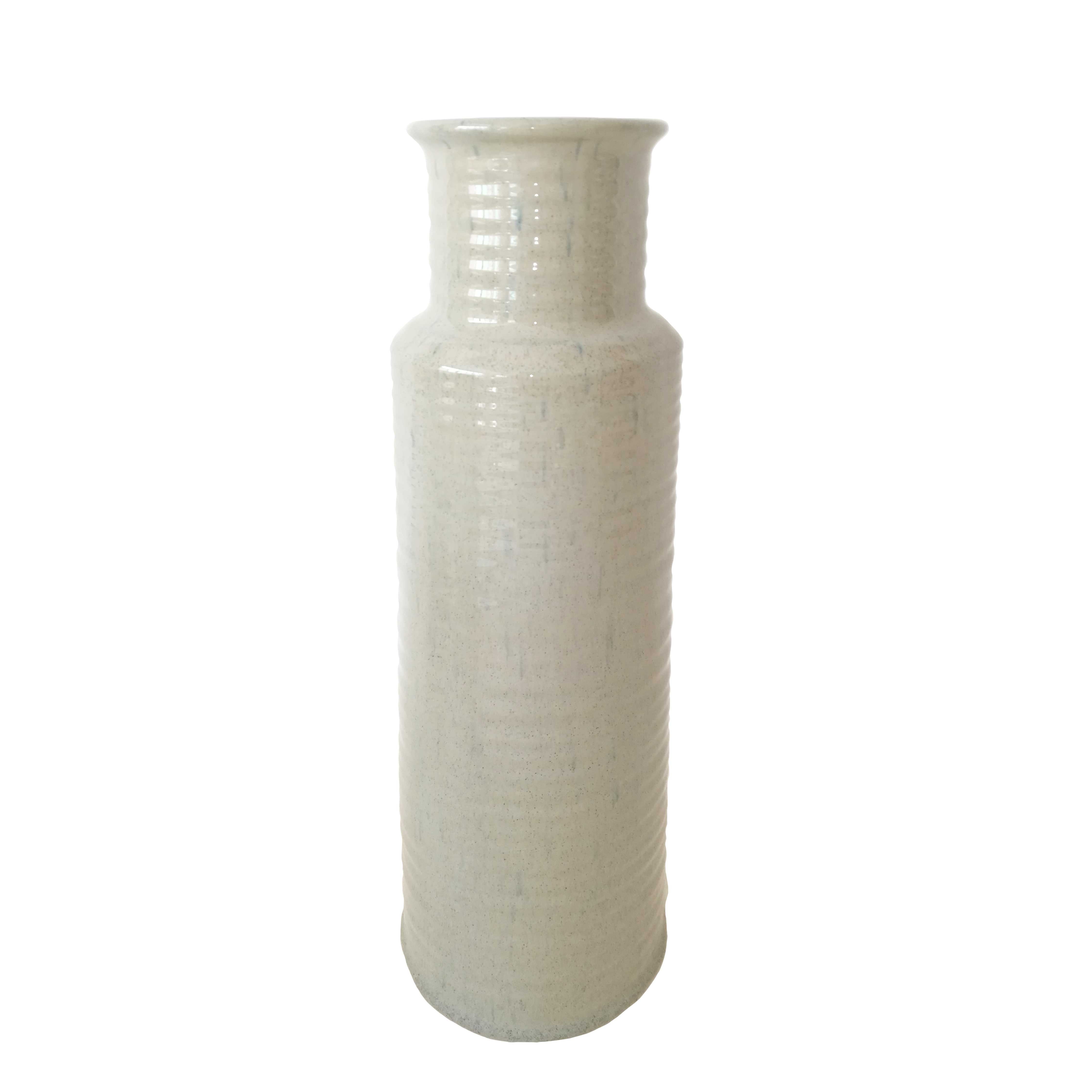 Ceramic Ribbed Cylindrical Vase with Round Base, Small, White