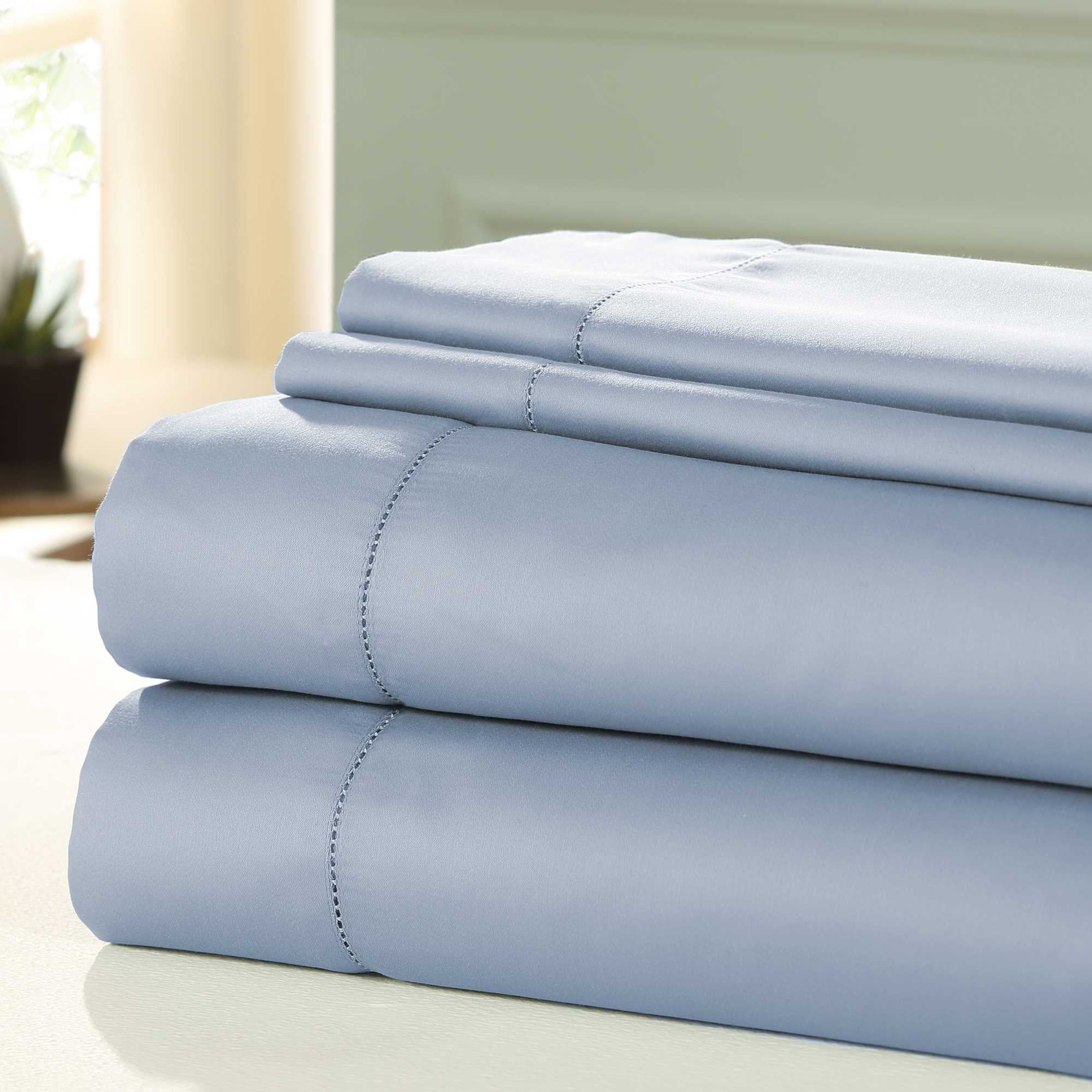 0.2" x 102" x 106" Cotton Light Blue  4 Piece 1200 Thread Count King Size Sheet Set