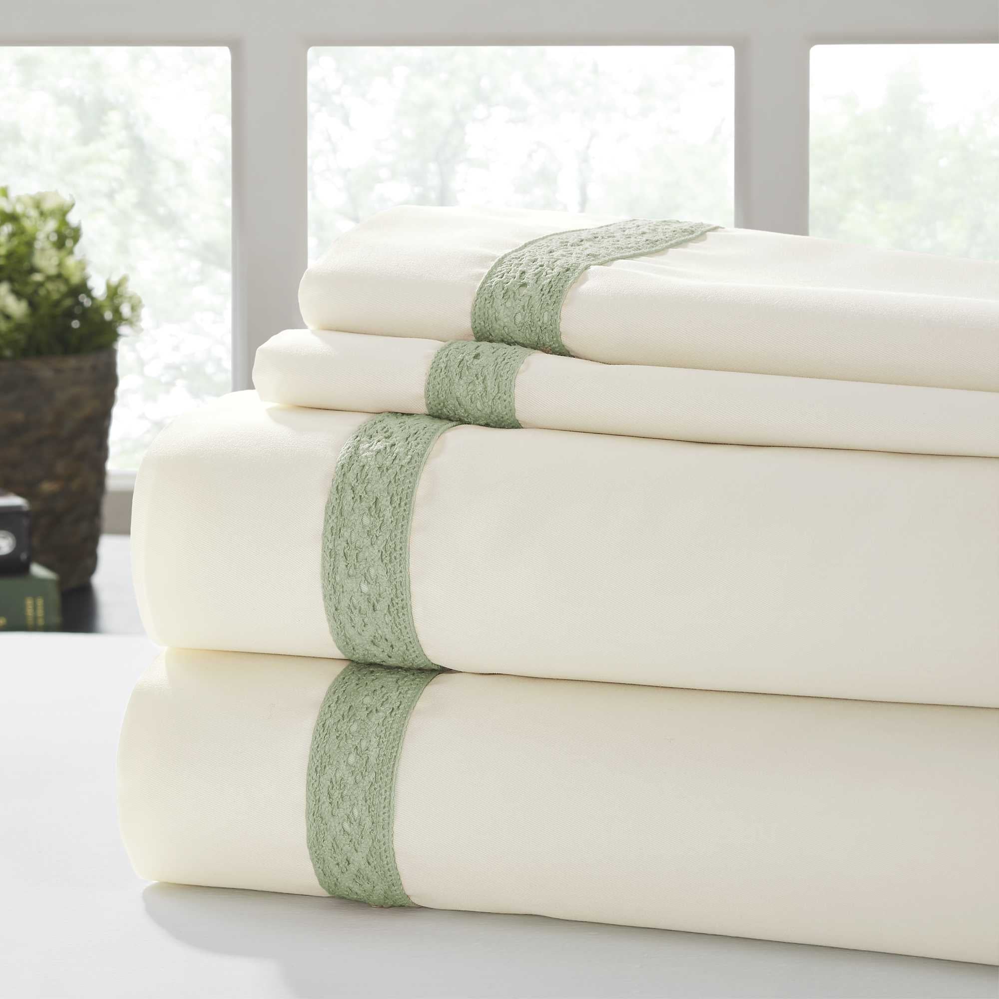 0.2" x 96" x 81" Cotton Cream and Green  4 Piece Full Size Sheet Set