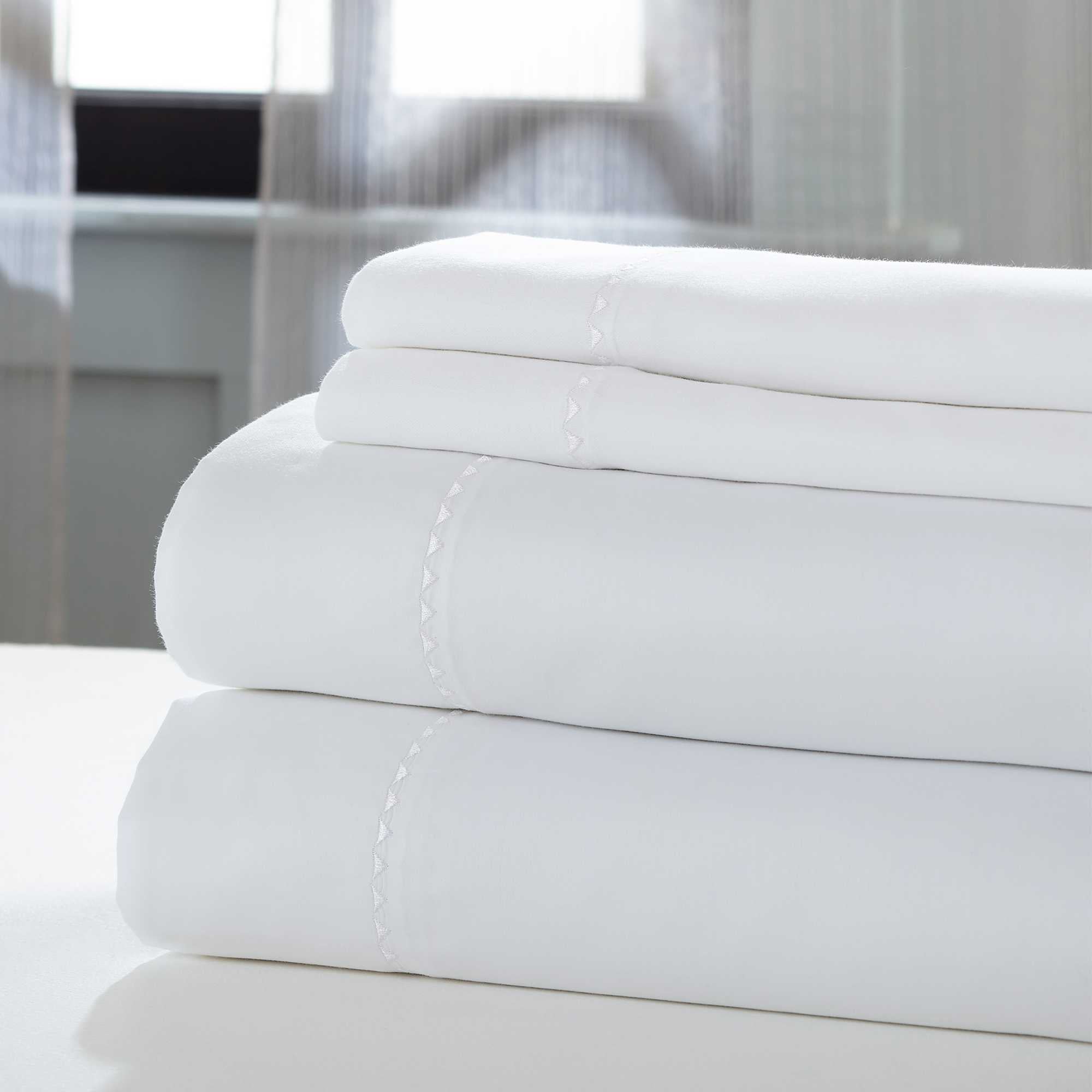 0.2" x 102" x 106" Cotton and Polyester White  4 Piece King Size Sheet Set