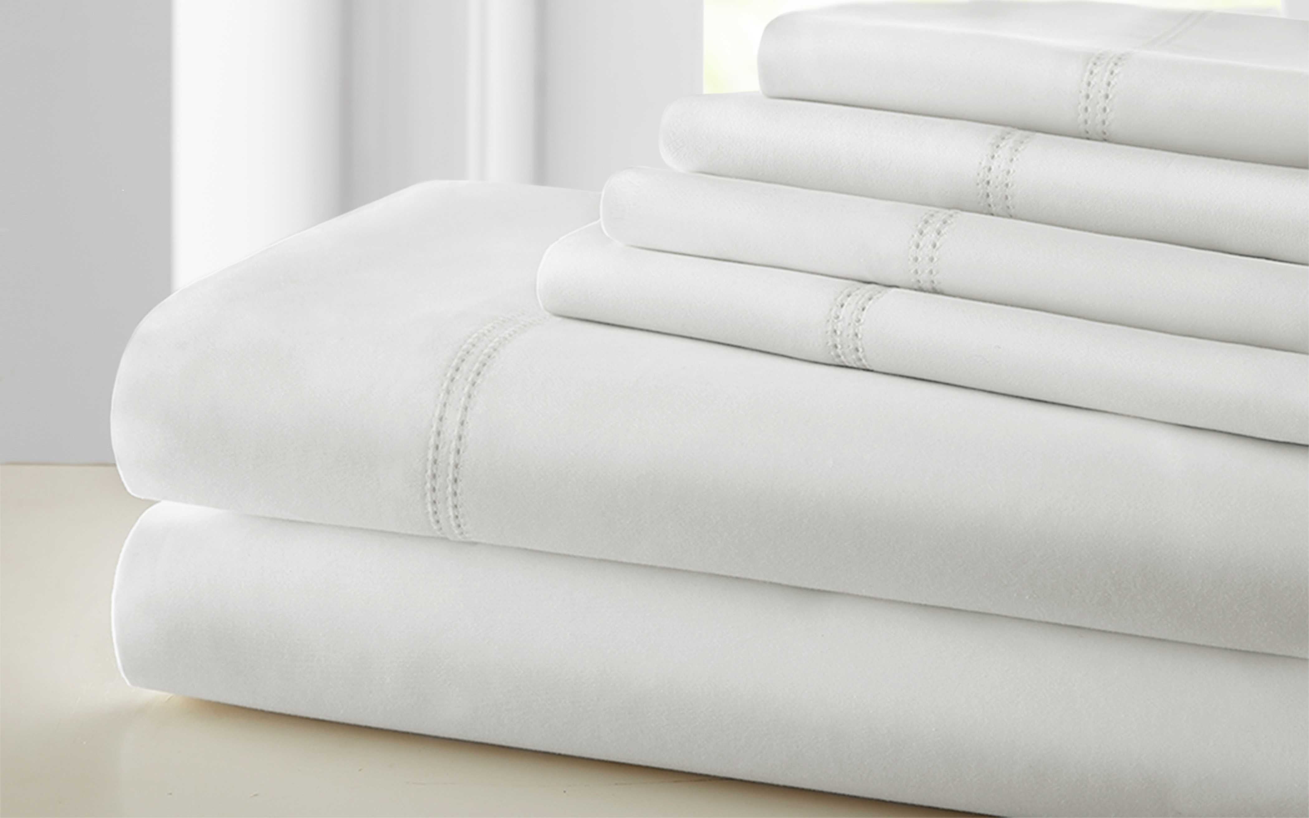 0.2" x 102" x 106" Cotton and Polyester White  6 Piece King Size Sheet Set