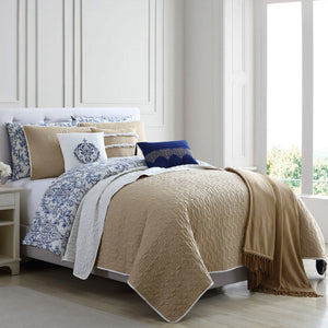 0.2" x 90" x 90" Microfiber Multicolor  10 Piece Queen Comforter and Coverlet Set