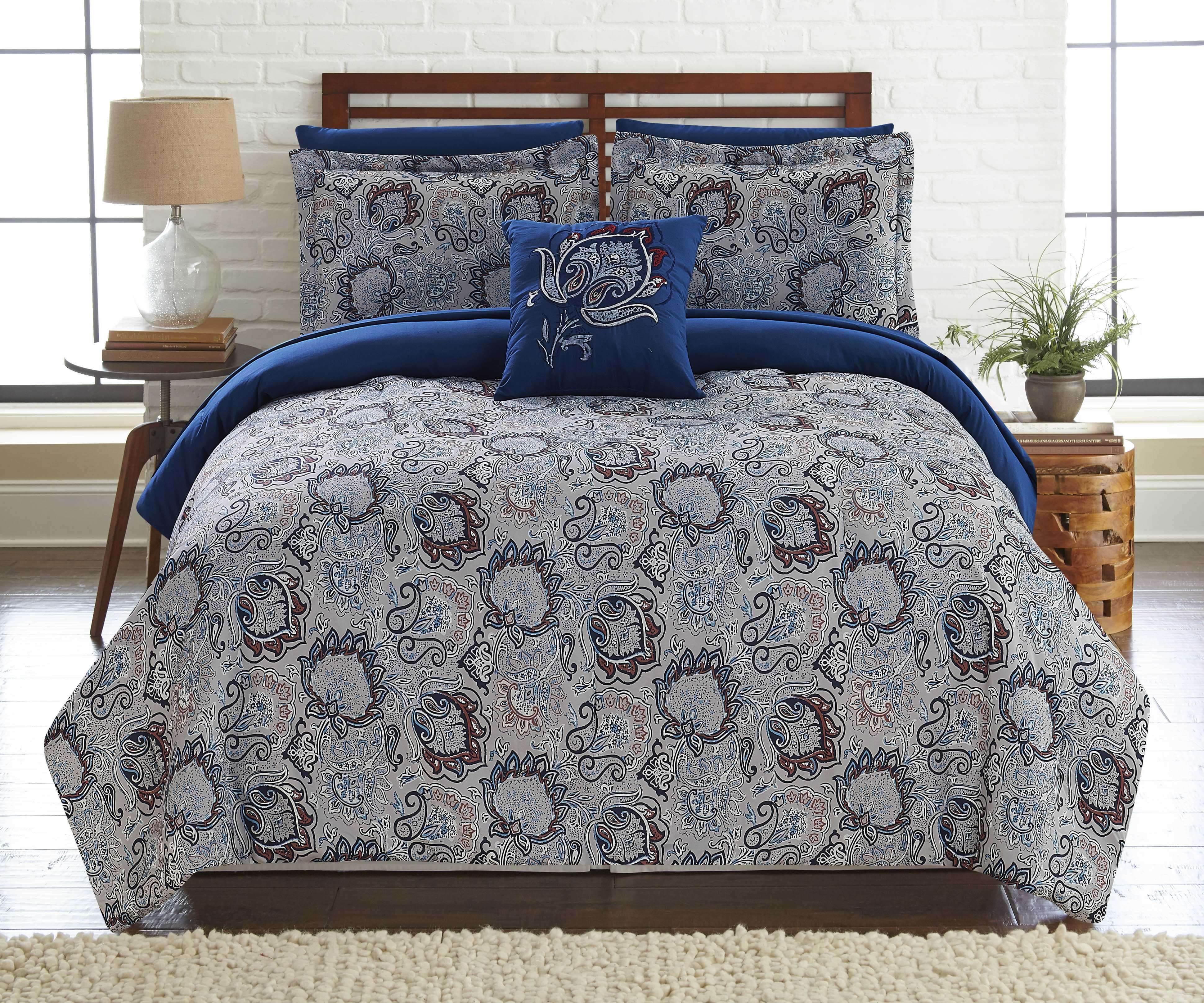 0.2" x 86" x 102" Microfiber Gray and Blue  8 Piece Filigree King Size Reversible Bed Set