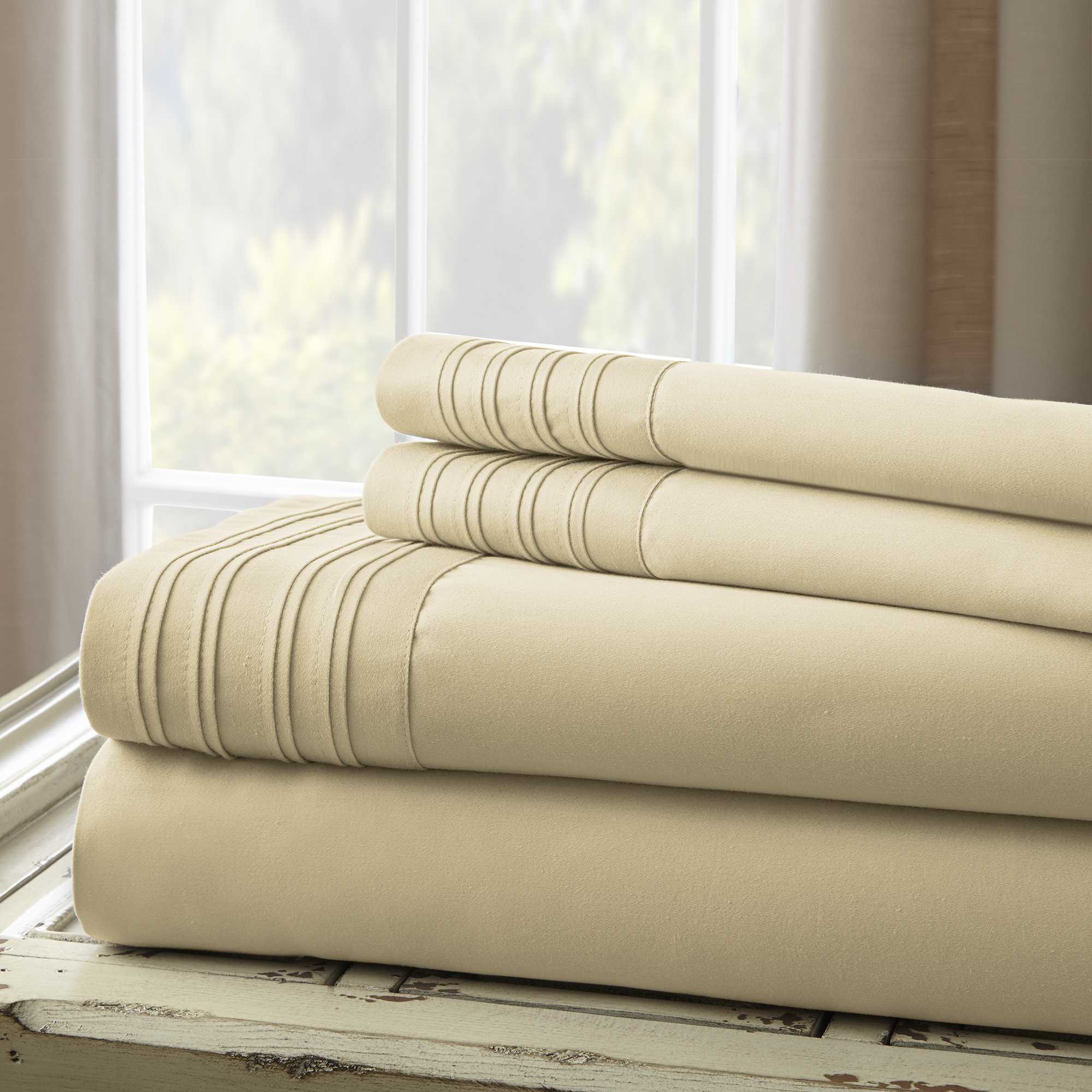 0.2" x 102" x 106" Cotton and Polyester White  4 Piece California King Size Sheet Set