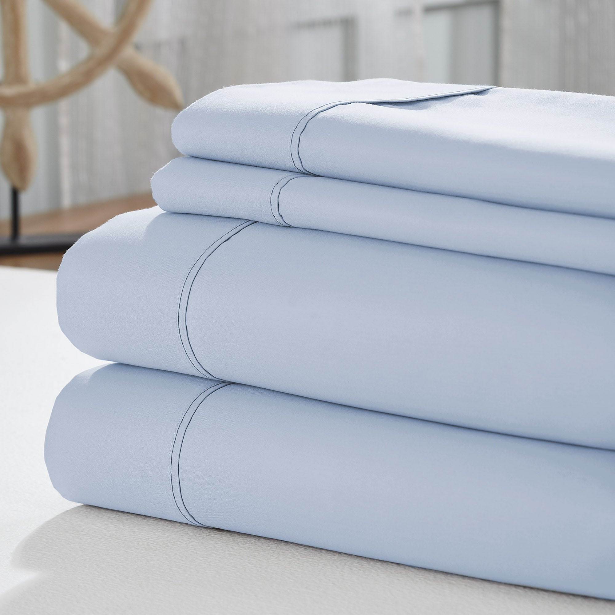 0.2" x 102" x 106" Cotton Light Blue  4 Piece 1800 Thread Count King Size Sheet Set