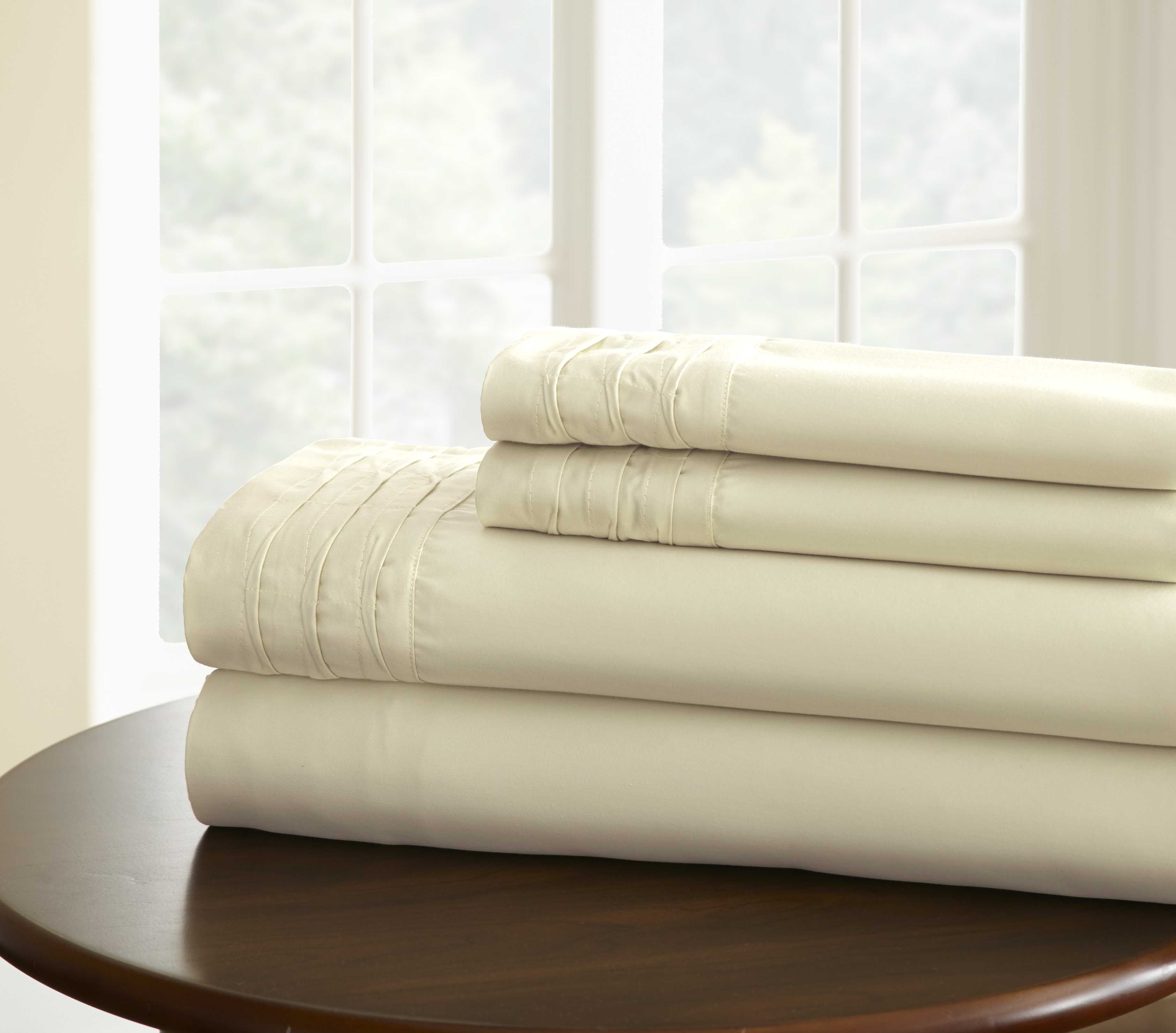 0.2" x 102" x 106" Cotton Cream  4 Piece California King Size Sheet Set