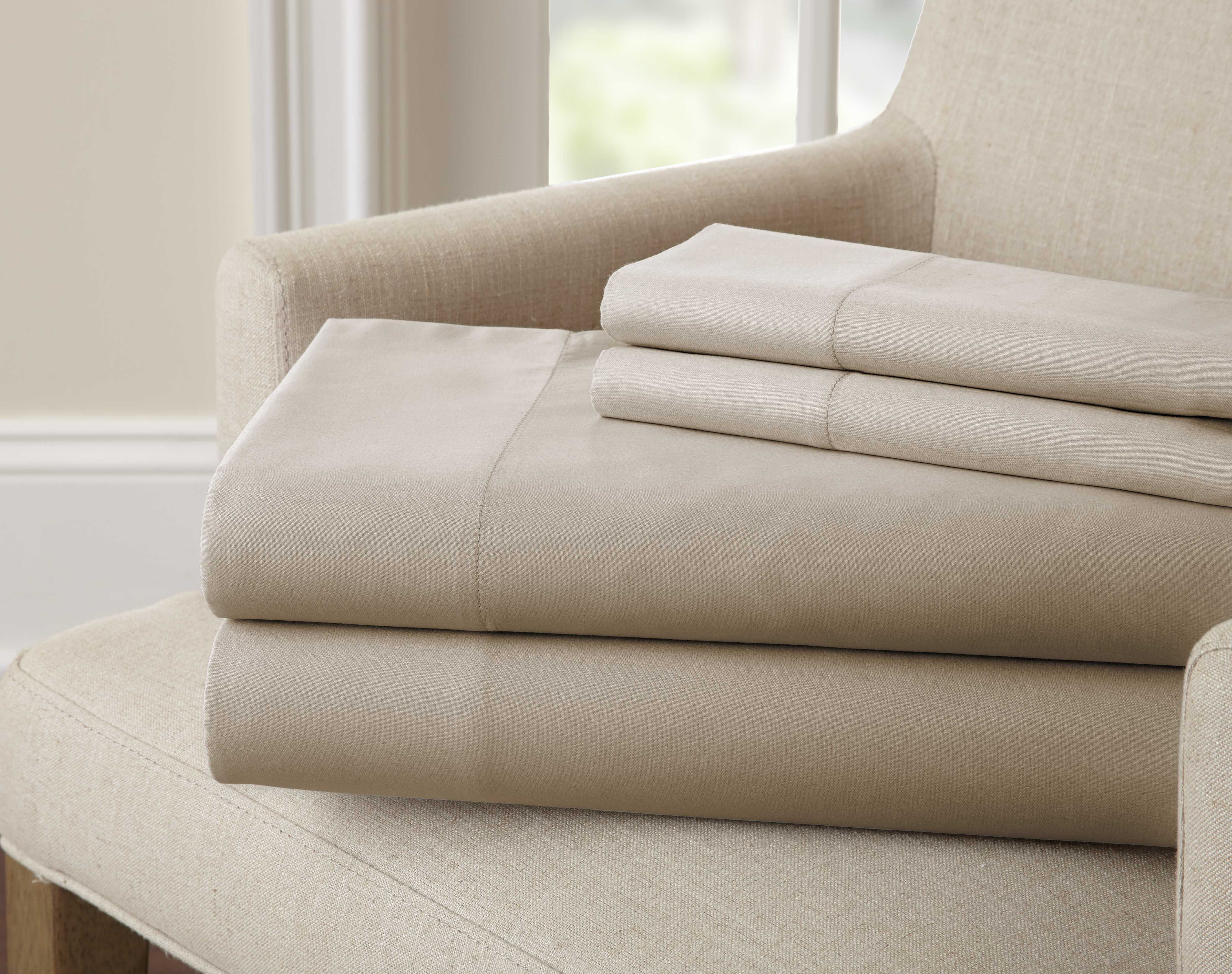 0.2" x 102" x 106" Microfiber Beige  4 Piece Bamboo Rich California King Sheet Set with 220 Thread Count