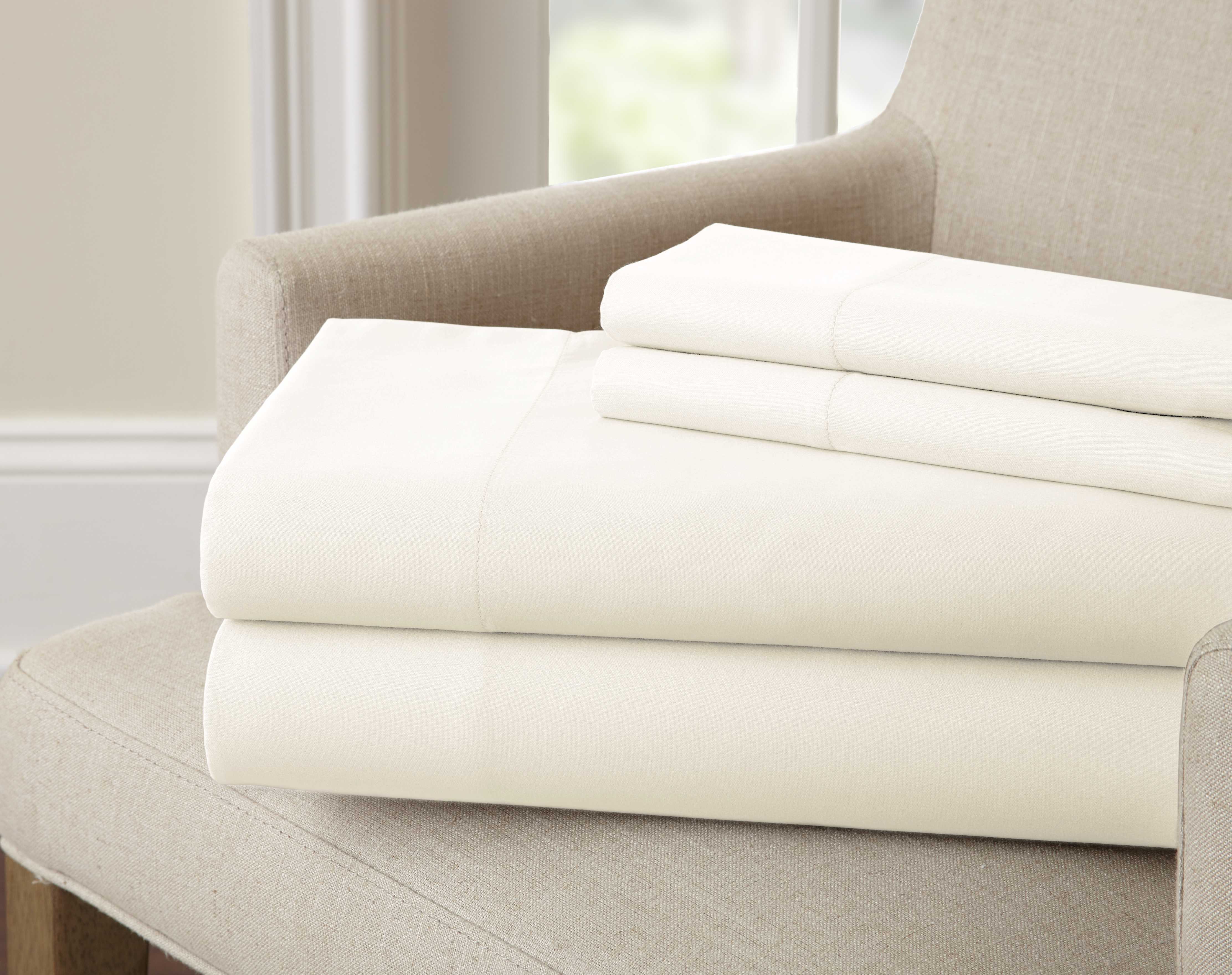 0.2" x 102" x 106" Microfiber White  4 Piece Bamboo Rich California King Sheet Set with 220 Thread Count