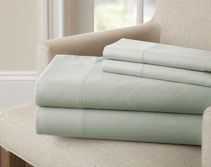 0.2" x 81" x 96" Microfiber Green  4 Piece Bamboo Rich Full Size Sheet Set with 220 Thread Count